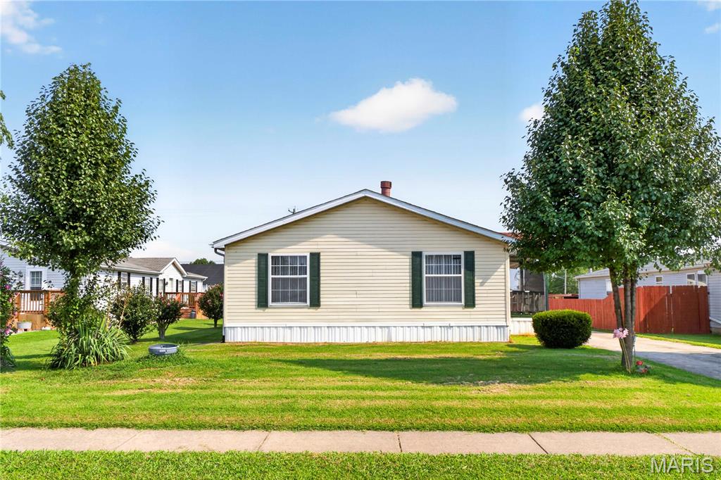 86 Meadowbrook Drive