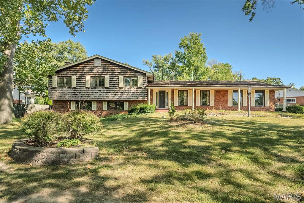 12122 Regency Drive