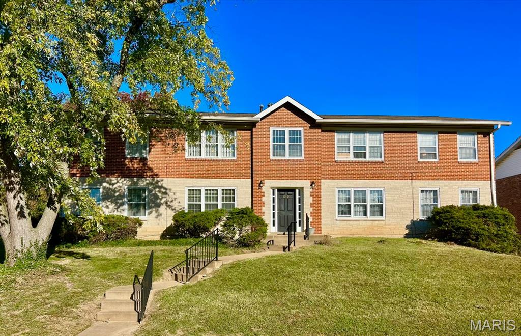 612 Thunderbird Court