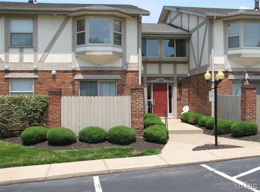 1380 Willow Brook Cove Ct #7