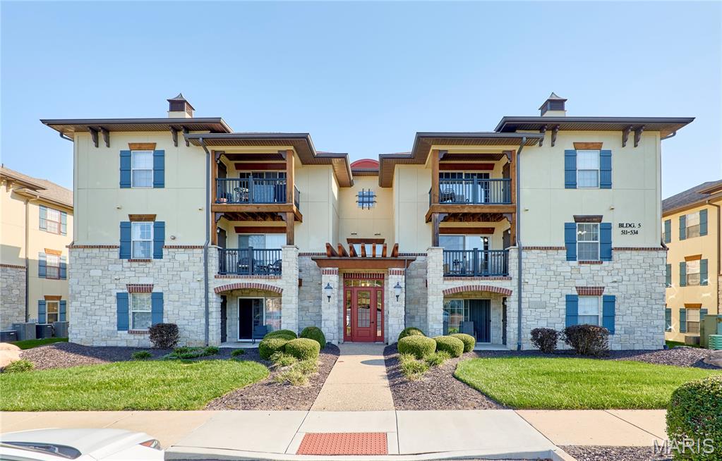 521 Bordeaux Way