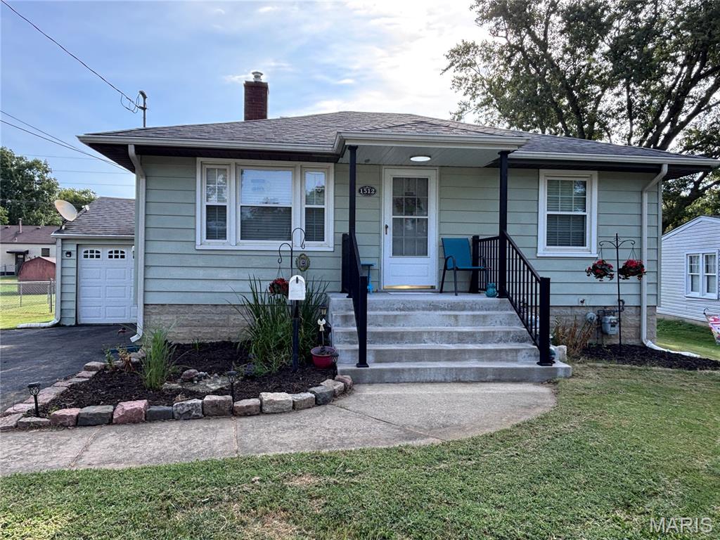1512 Douglas Avenue