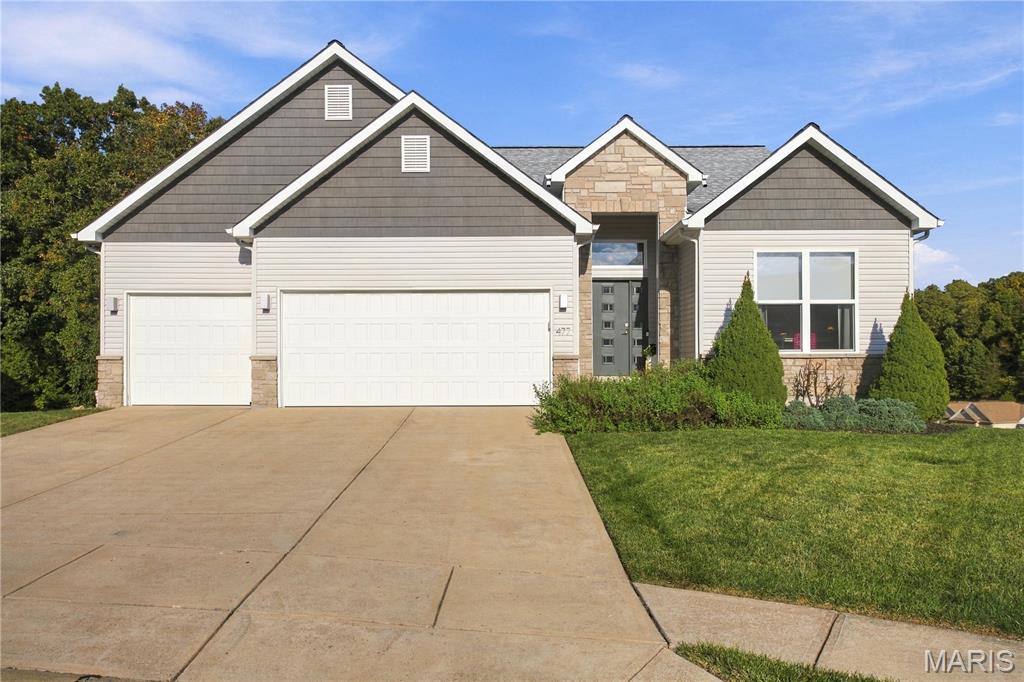 477 Amber Lake Court