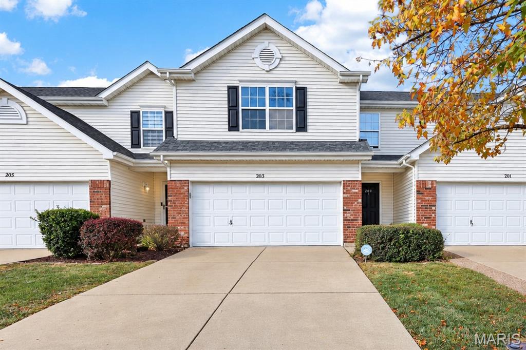 203 Sword Lily Drive