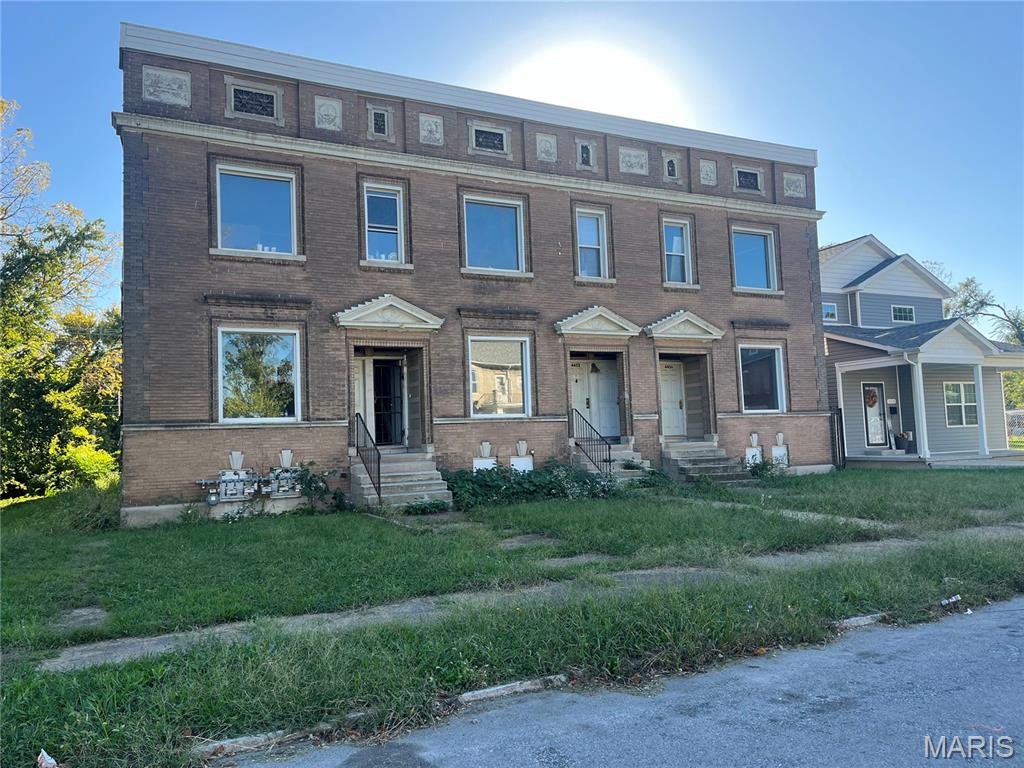 4450 Belle Place