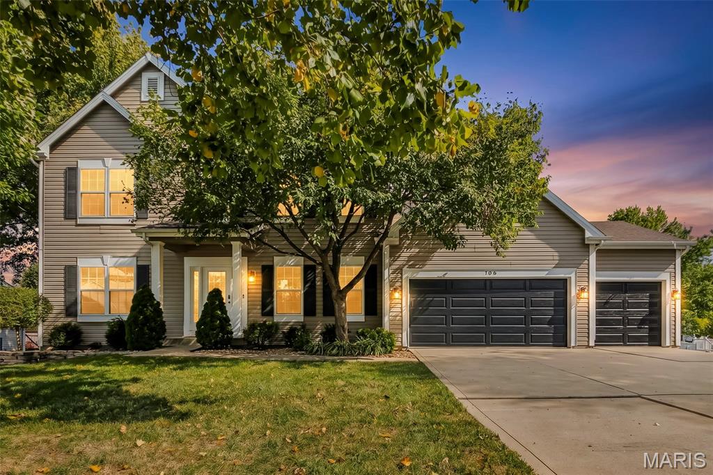 106 Crimson Oaks Court