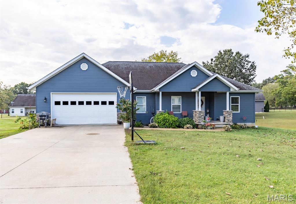 2406 Donna Drive