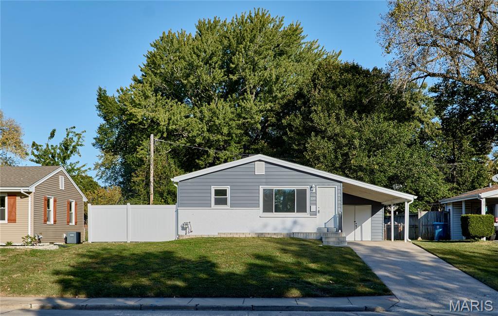 225 Duchesne Drive