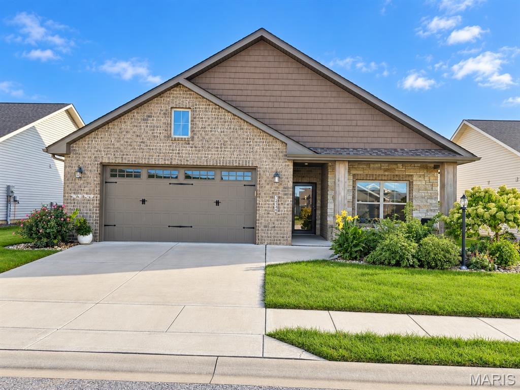 7434 Clarence Court